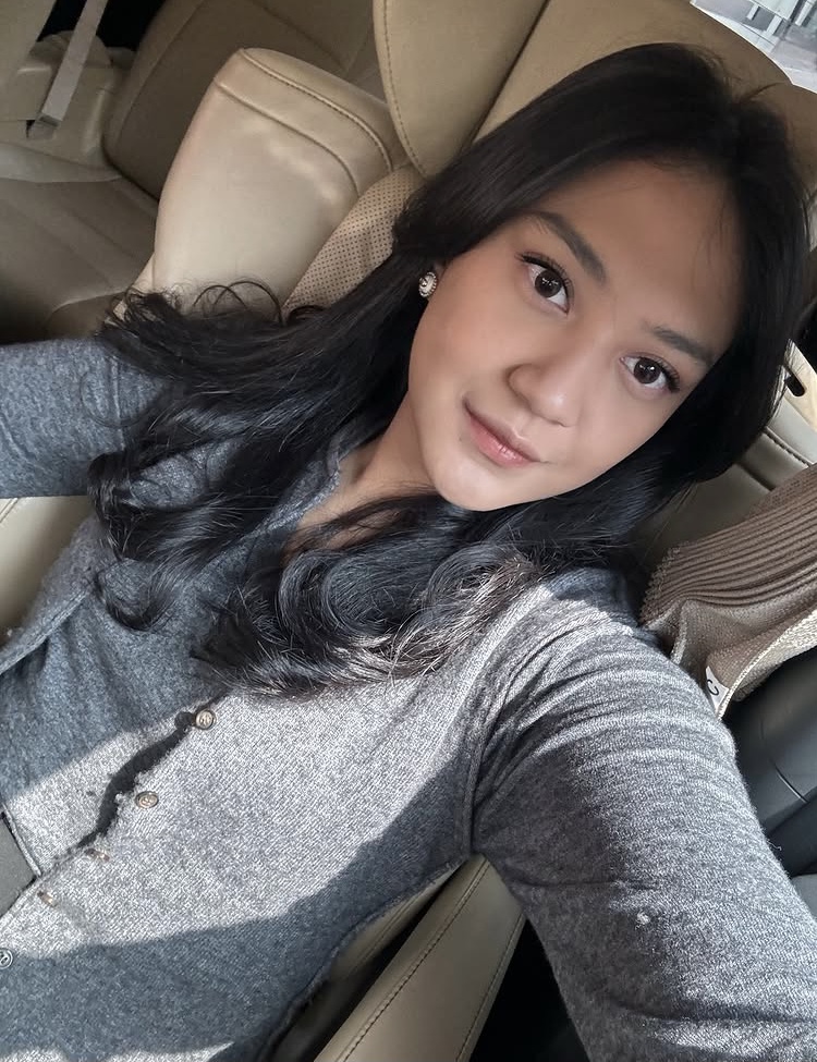 Putri Tanjung (IG Putri Tanjung)